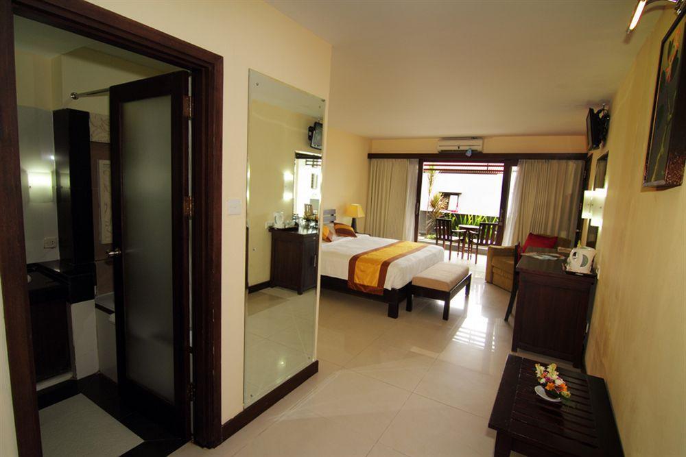 Nirmala Hotel 3*