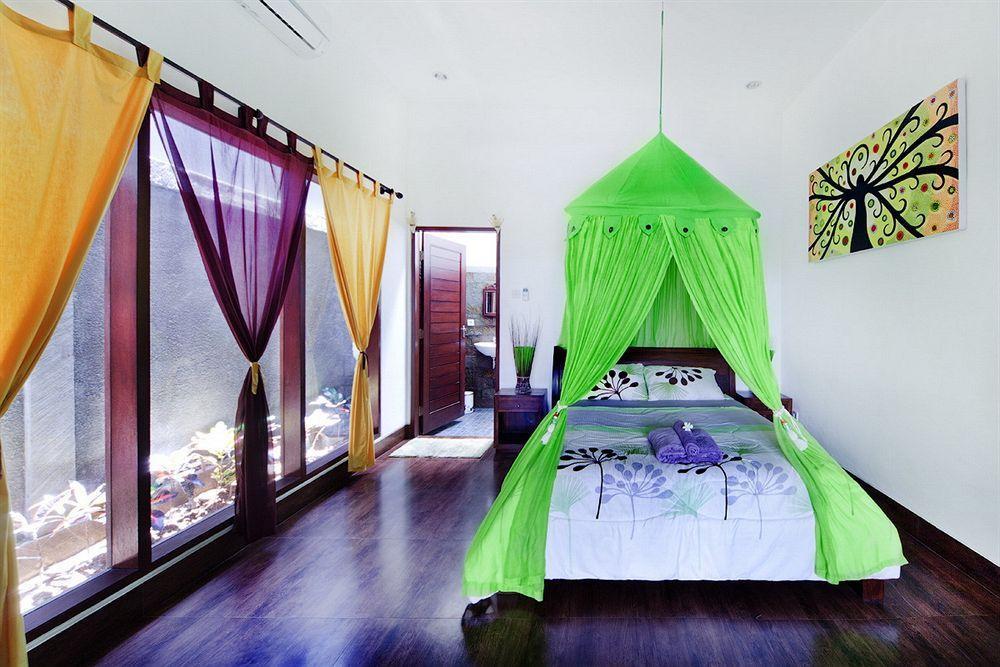 Masbro Art Seminyak (Bali)