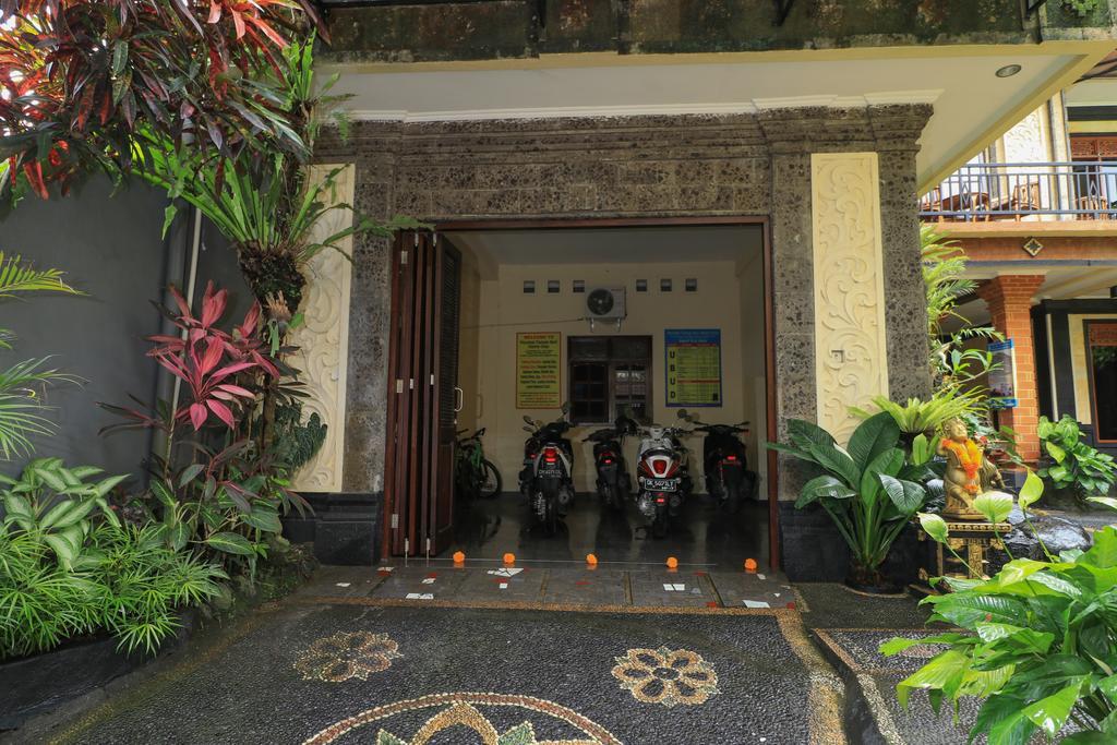 Taman Asri Homestay *