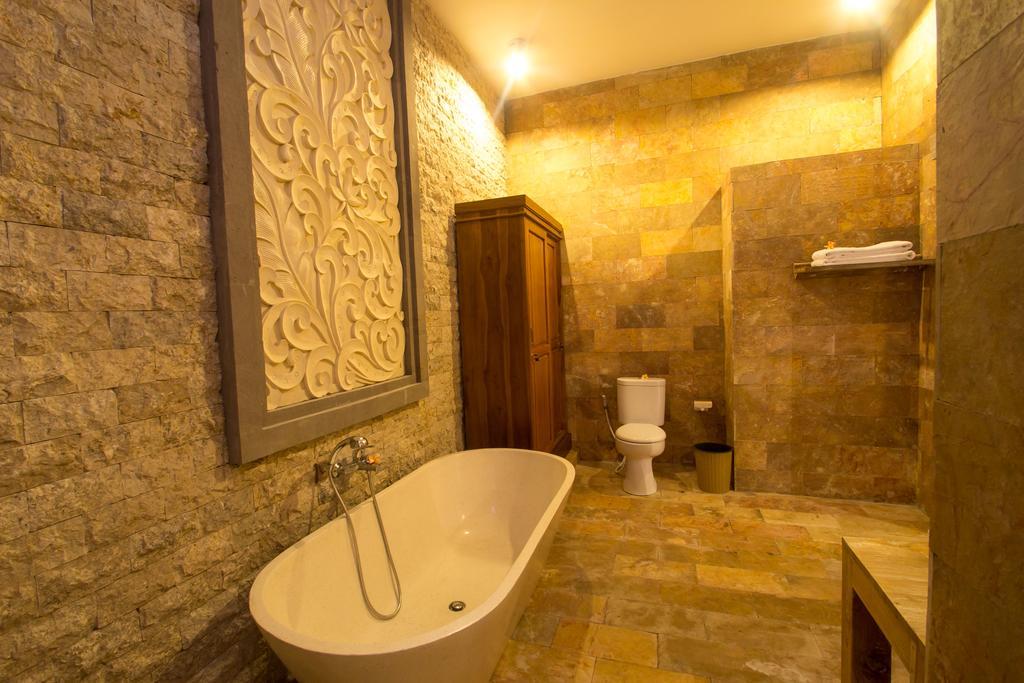 Lestari Villa *
