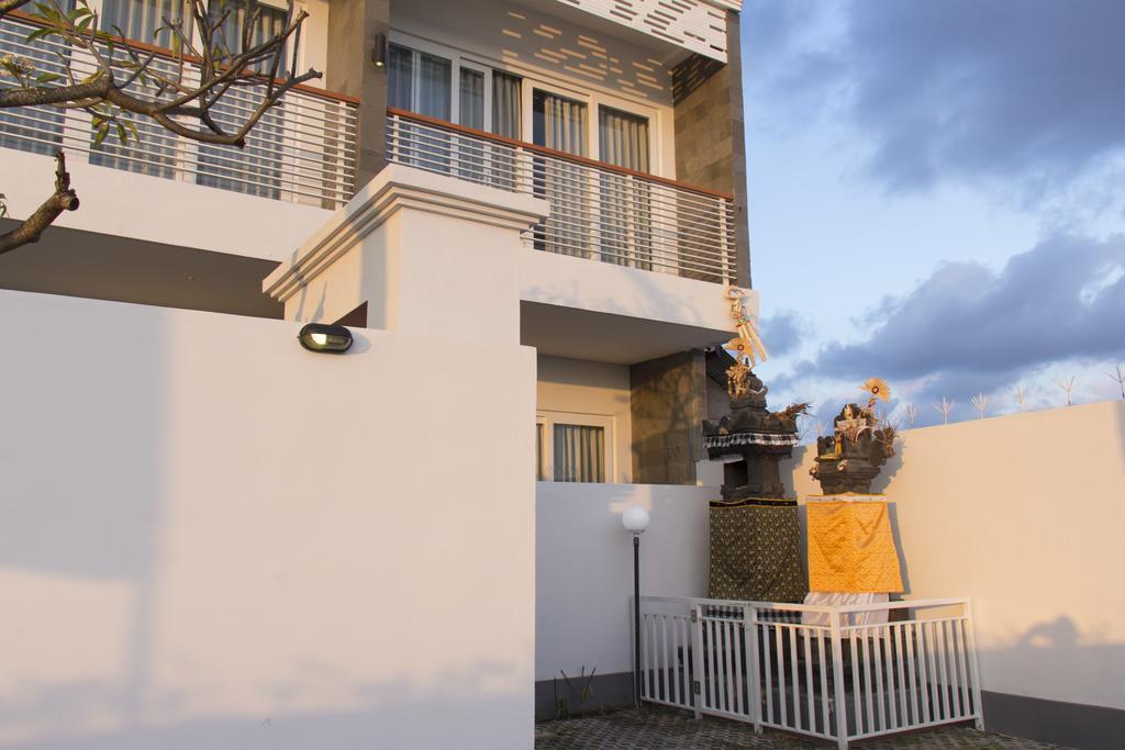 Kubu Kutus Homestay *