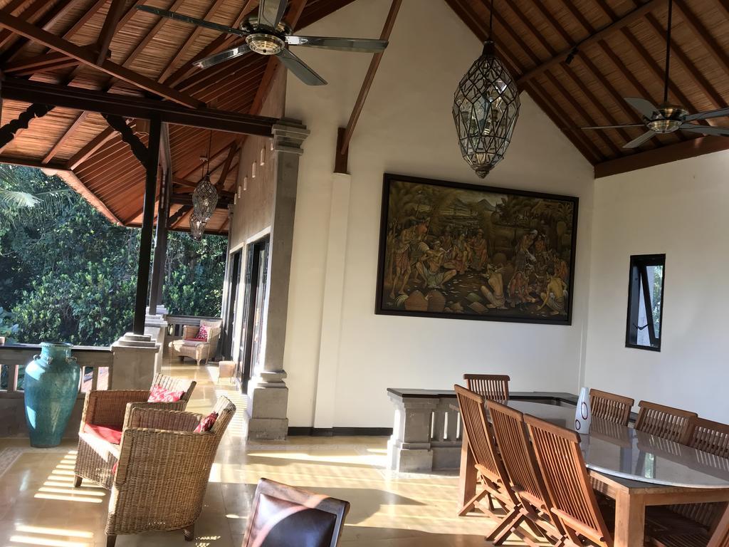 Bali Djodji Villa *