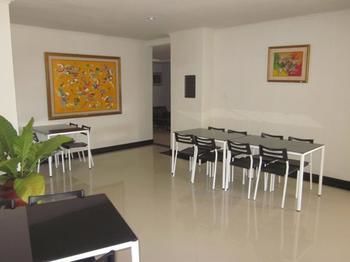 Hotel Maxi Kedonganan 2*