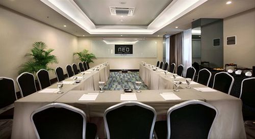 Hotel Neo By Aston