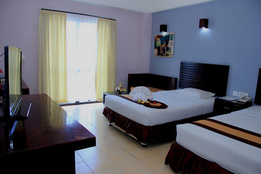 Hotel Grand Santhi