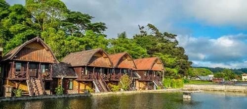Batur Lakeside Huts Hotel 3*