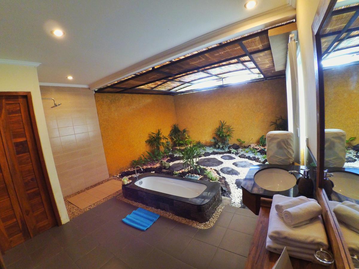 Villa Capung Mas *