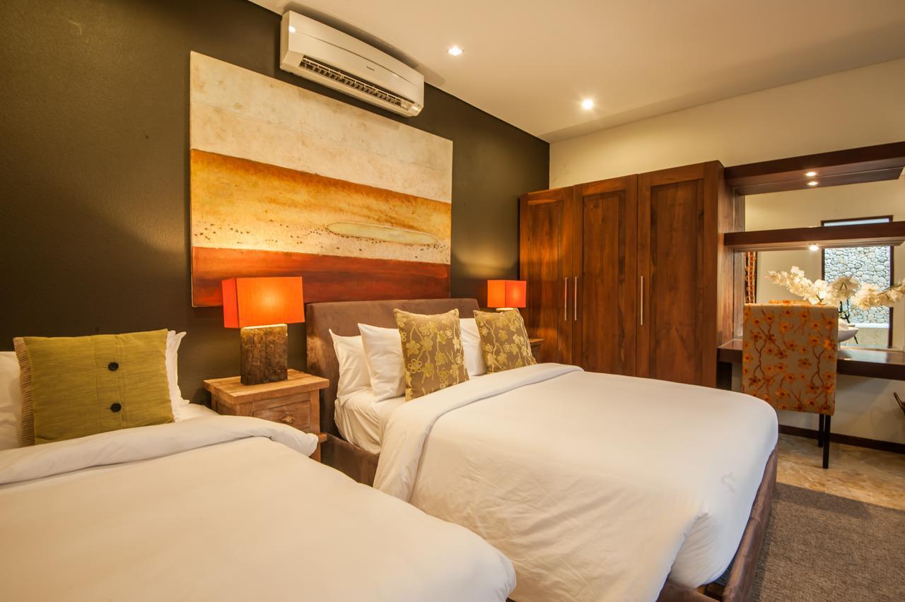 Tides Echo Villa Canggu (Bali)