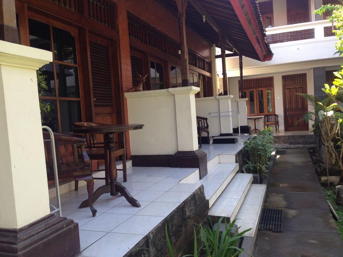 Agung And Sue Watering Hole I Guest house Sanur (Bali)