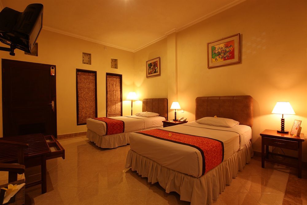 Super Oyo Townhouse Oak Maxi Legian Kuta (Bali)