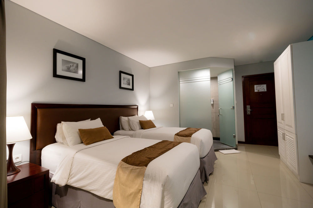 Kutabex Beachfront Hotel 3* Kuta (Bali)