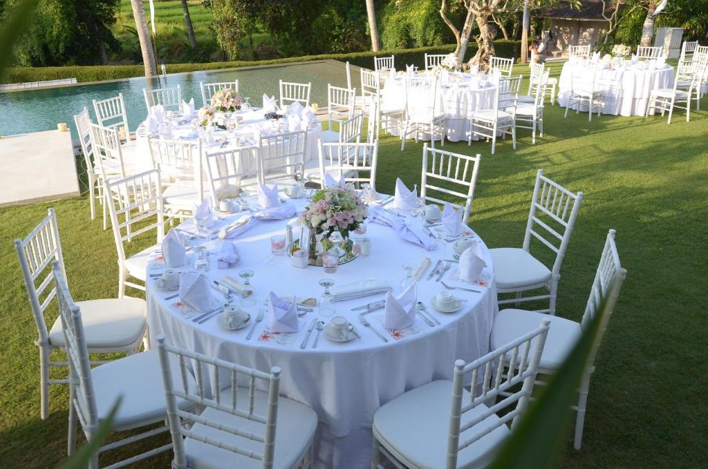 Tirta Ayu And Restaurant Karangasem (Bali)