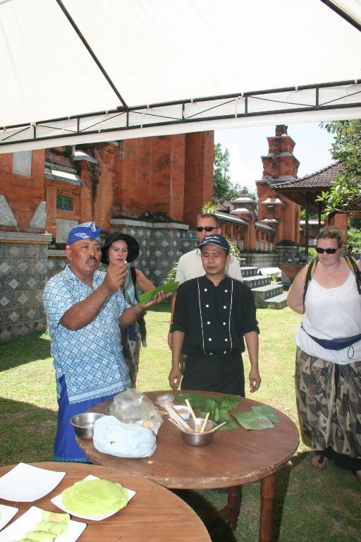 Tirta Ayu And Restaurant Guest house Karangasem (Bali)