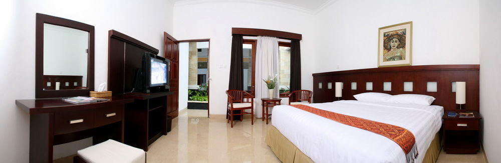 Grand 3* Denpasar (Bali)