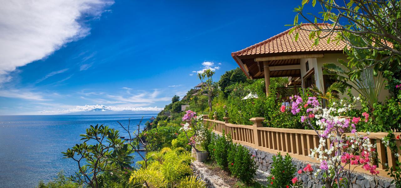 Blue Moon Resort 4*