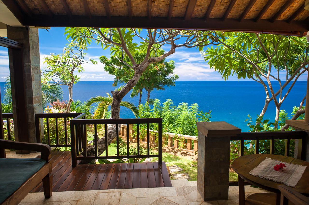 Blue Moon Resort
