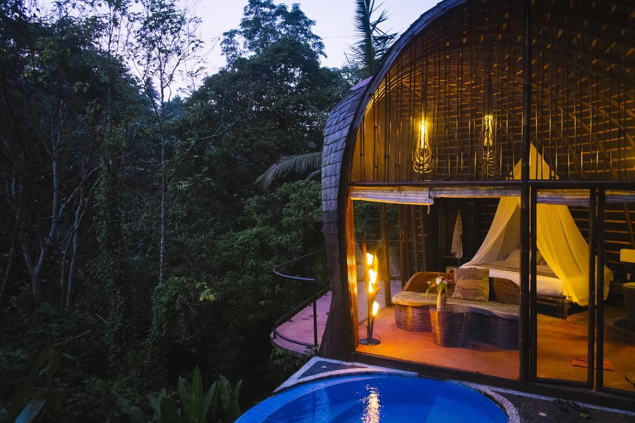Villa Awang Awang
