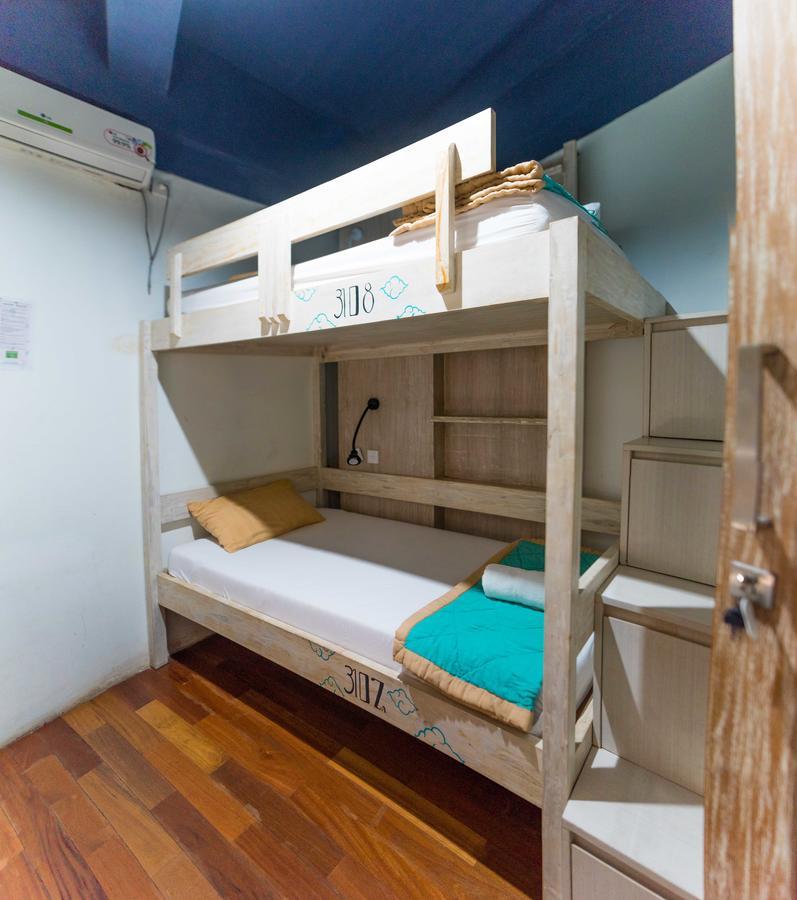 Nau Here Hostel Kuta (Bali)