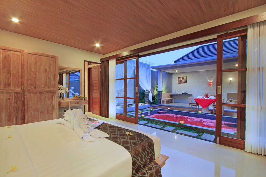Grand Kesambi And Dalung (Bali)