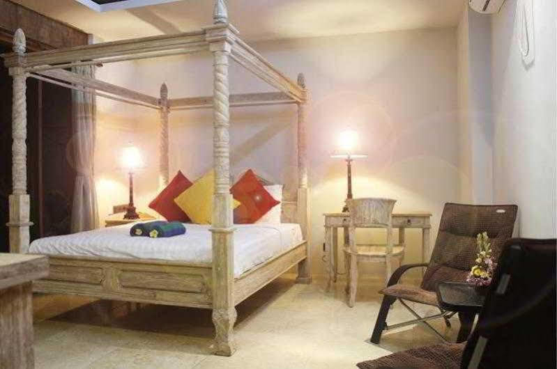 Hotel Joy 3*