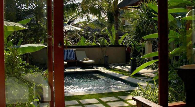 Pat-mase Villa
