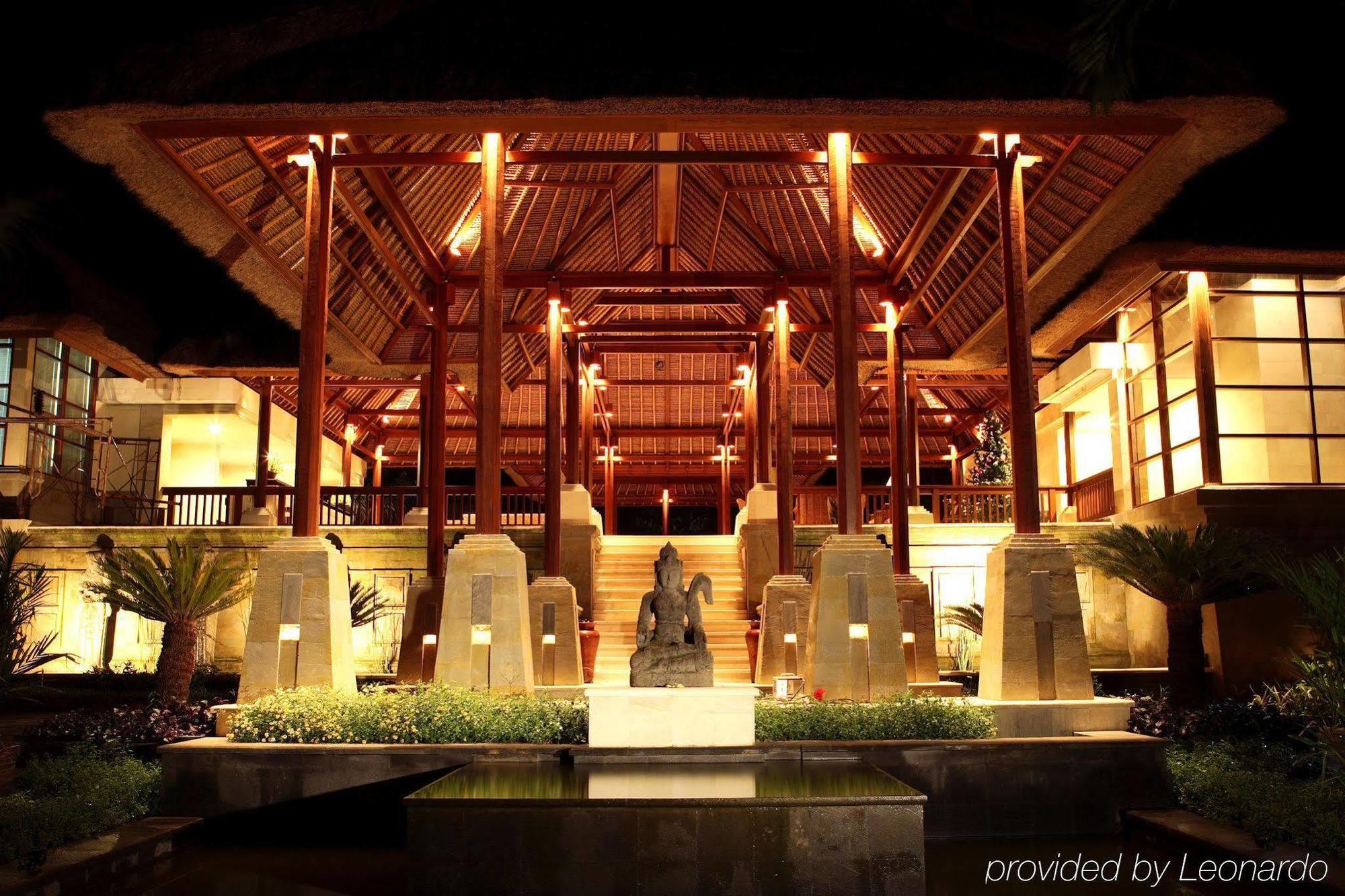 The Village & Ubud (Bali)