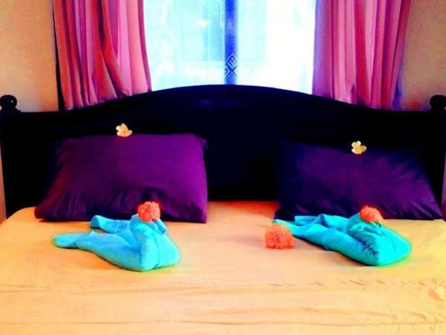 Rahayu House Guest house