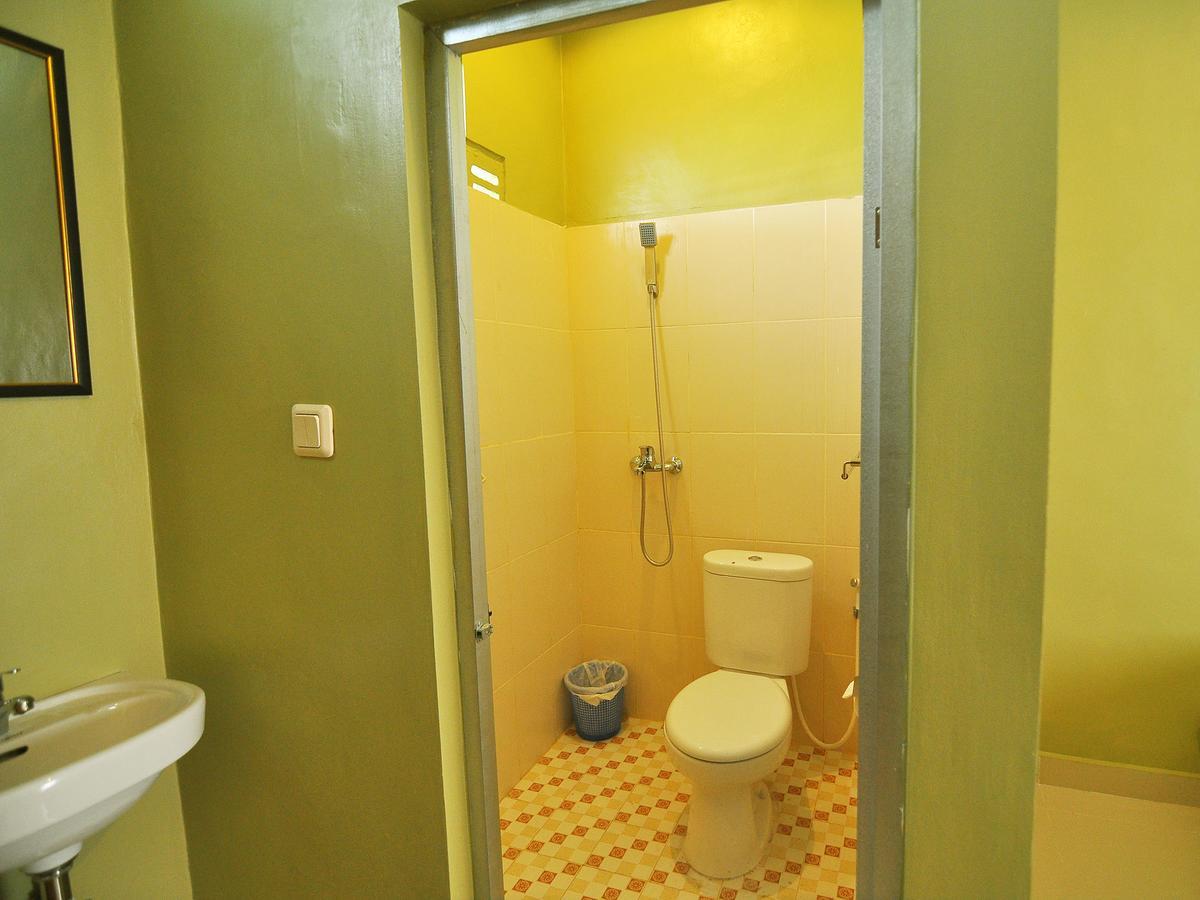 Wisma tamu Cempaka Mas 2*
