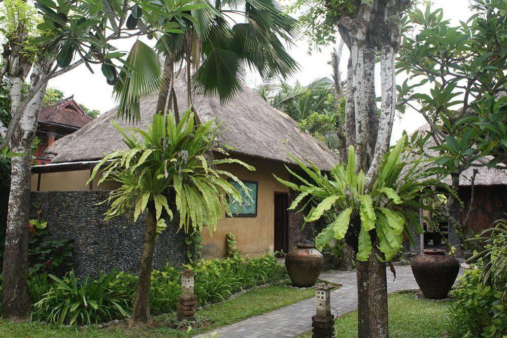 Wisma tamu Alam Bali 3*