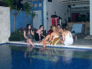 Holiday park Mainski Lembongan 2*