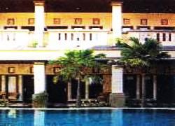 Super Oyo Townhouse Oak Maxi Legian 3*