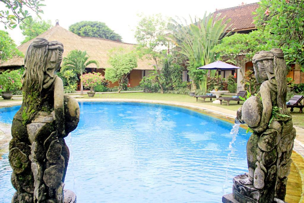 Hotel Puri Dalem 3*