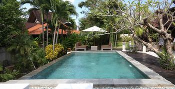 Cove Urbanest Hotel