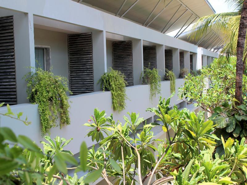 Oyo Flagship 760 Oasis Kuta 2*