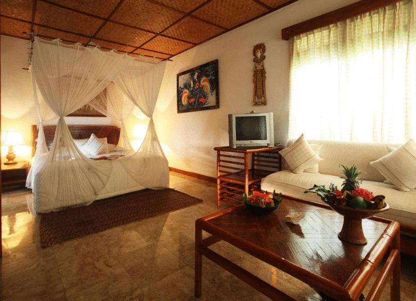Hotel Bali Royal 4*
