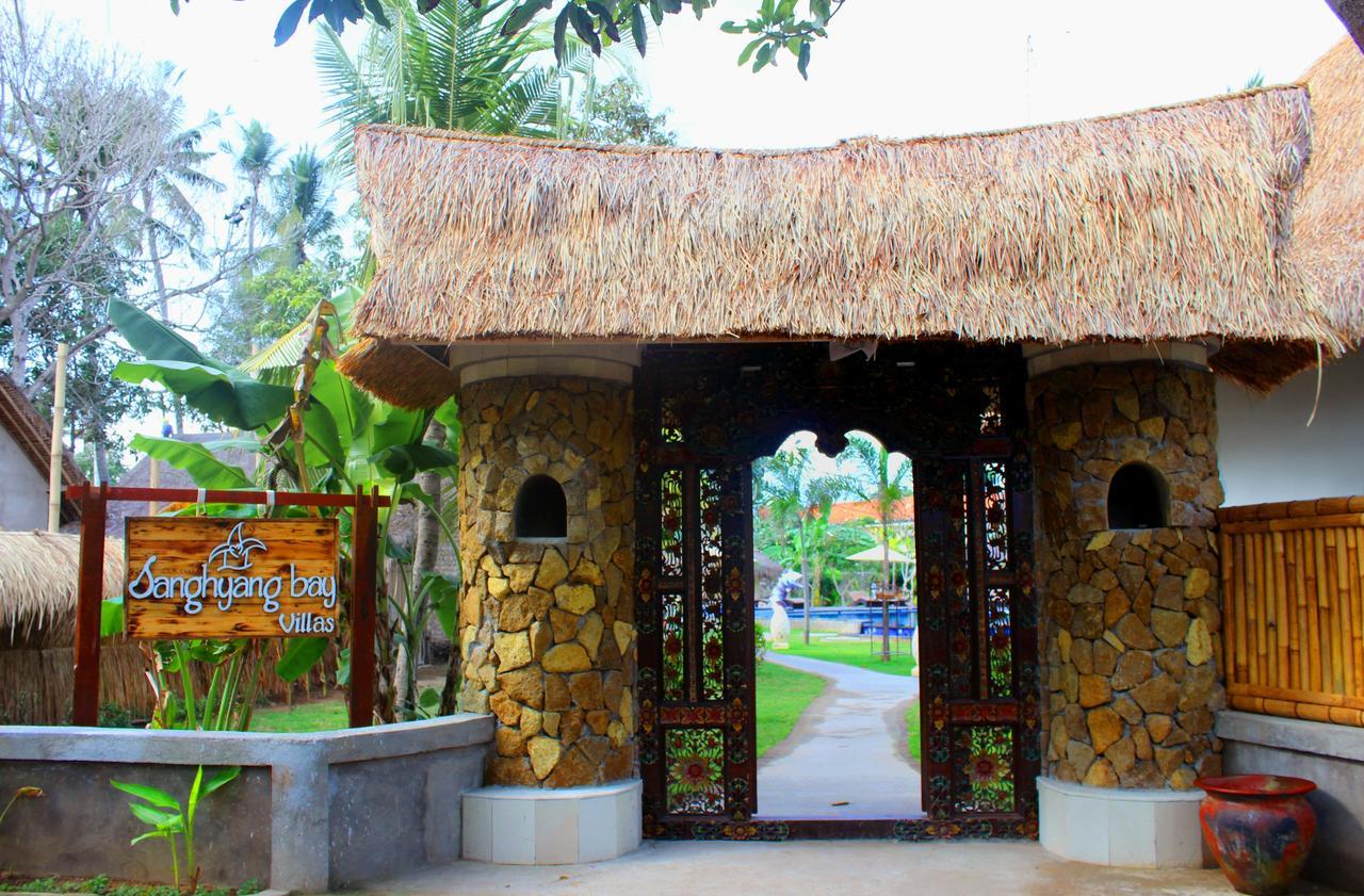 Sanghyang Bay 3*