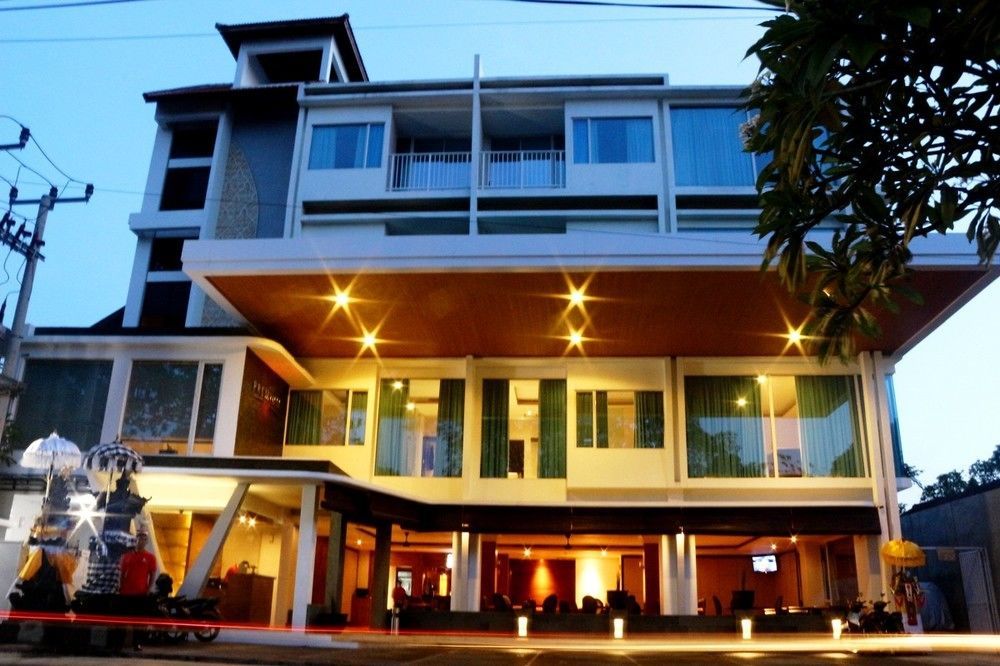 Hotel Collection O Near Pantai Kuta Formerly Premium 4*