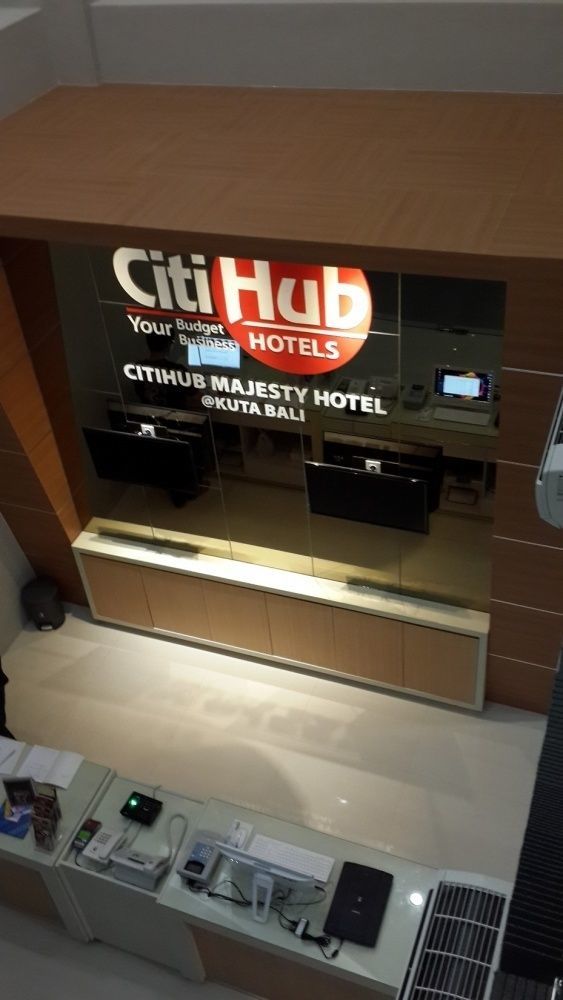 Hotel Kuta Majesty 3*