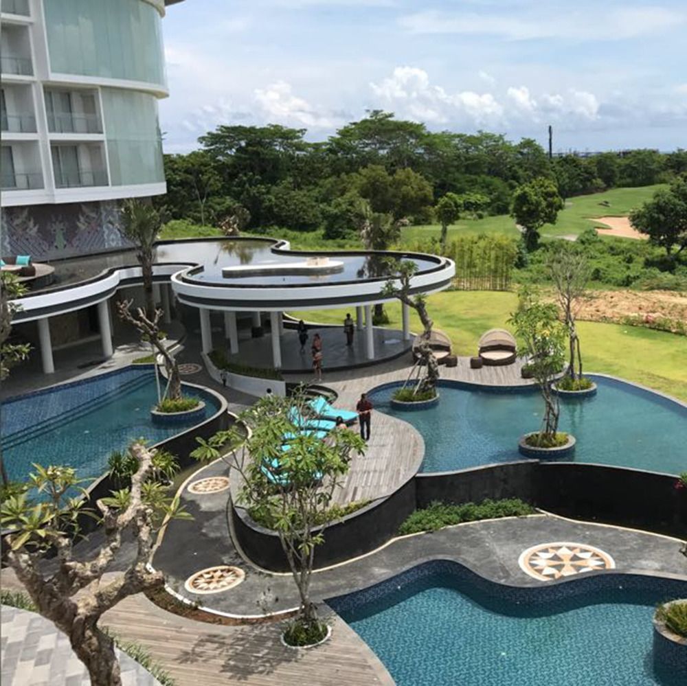 Hotel Swiss-belresort Pecatu 4*