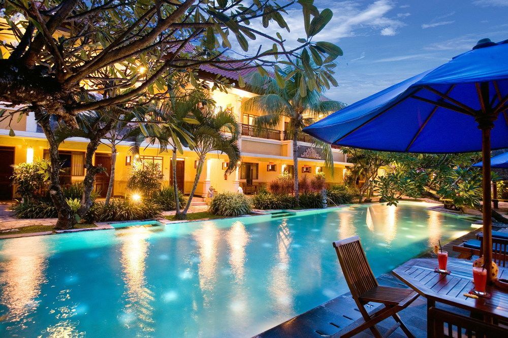 Resort Mutiara Bali Boutique & 4*