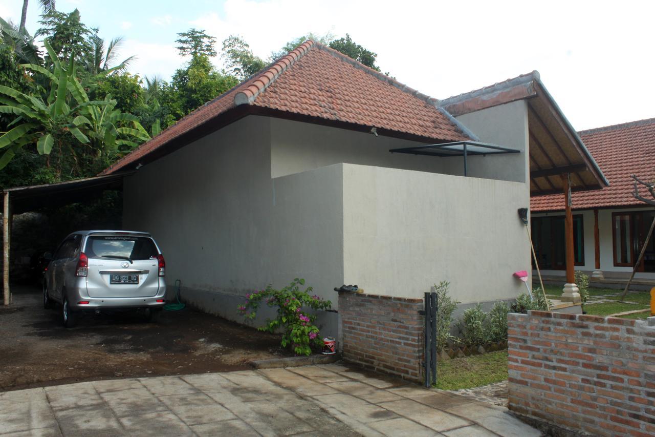 Memes House Backpacker Bed & Breakfast Buleleng (Bali)