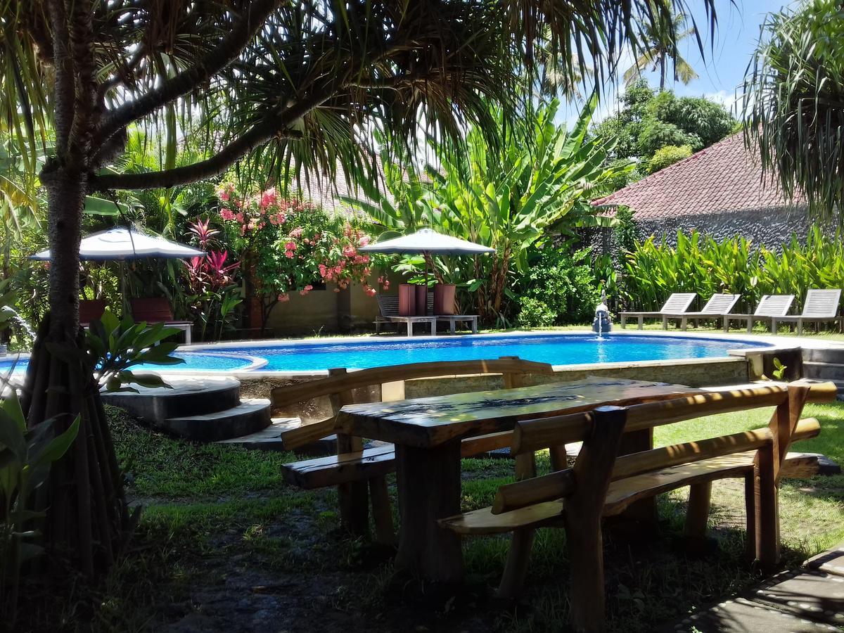 Suka Sari * Pemuteran (Bali)