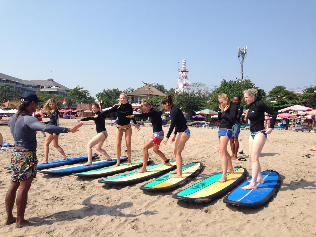 Matra Bali Surf Camp Canggu (Bali)