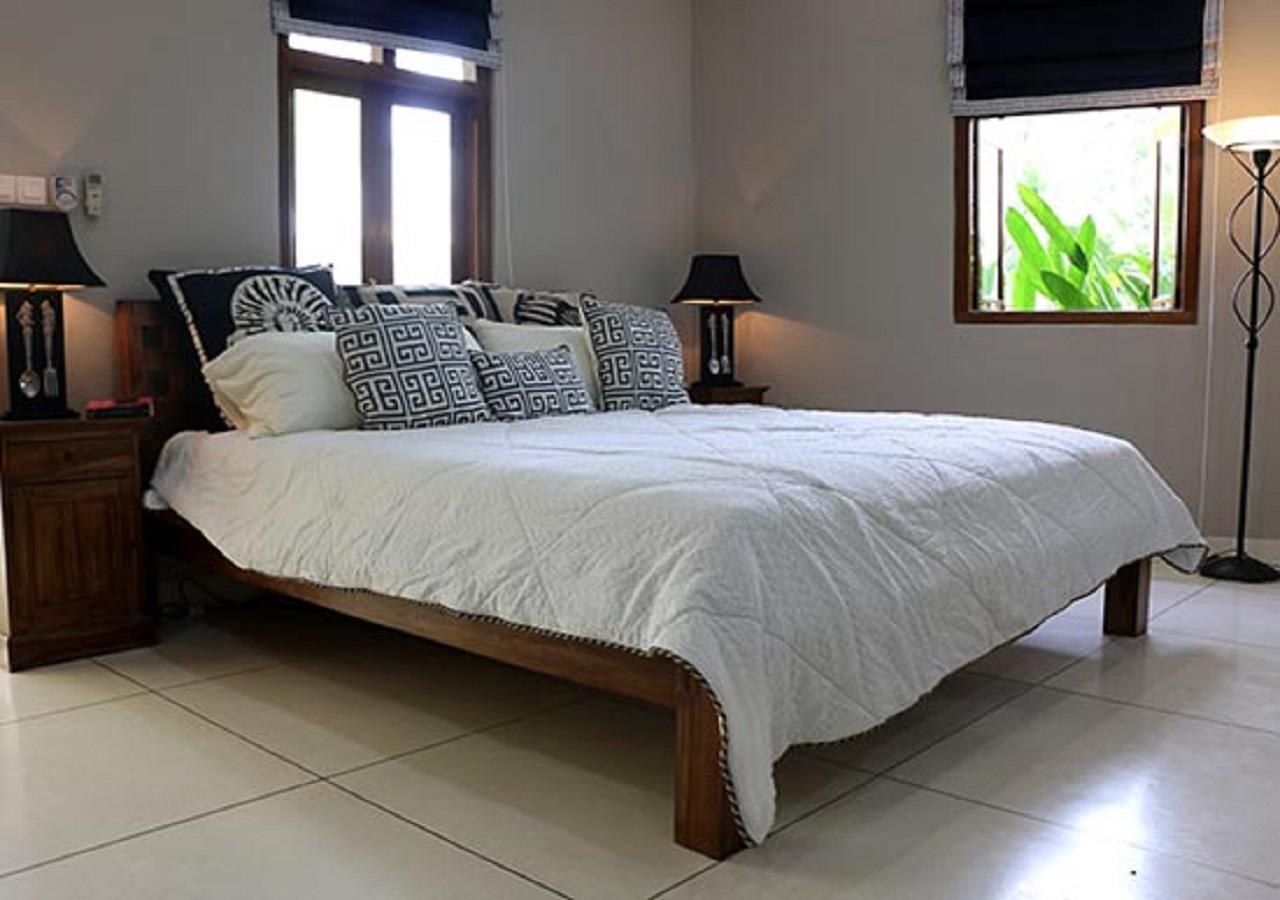 Costa Plenty Bed & Breakfast