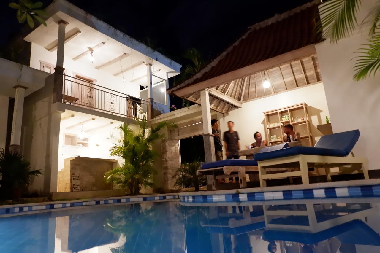 Mango 5 Amed (Bali)