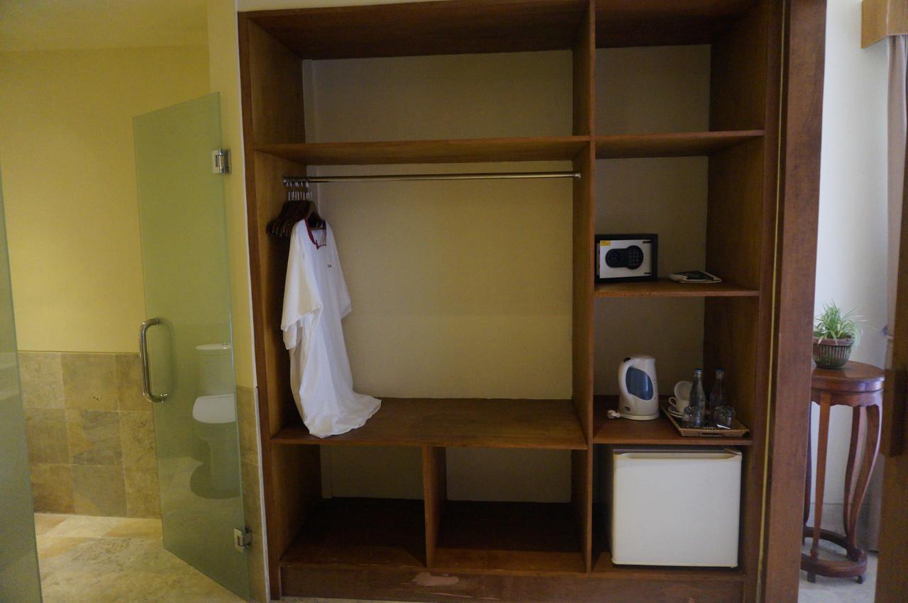 Hotel Sapodilla 4*