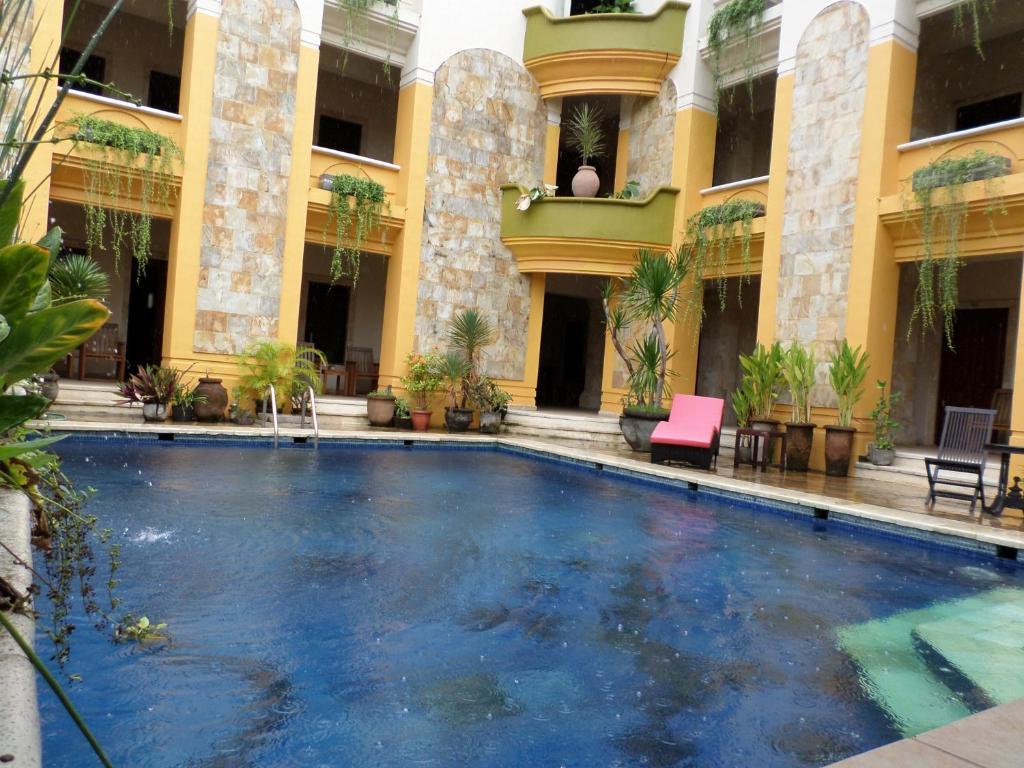 Nathan Hotel 3*