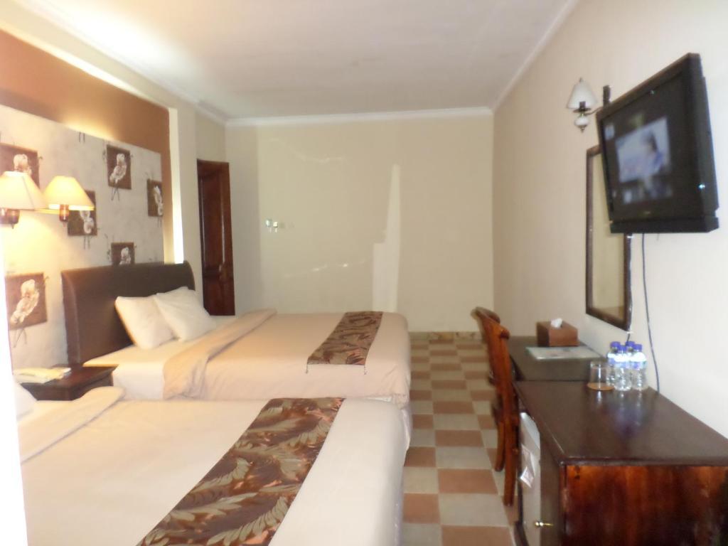 Nathan Hotel