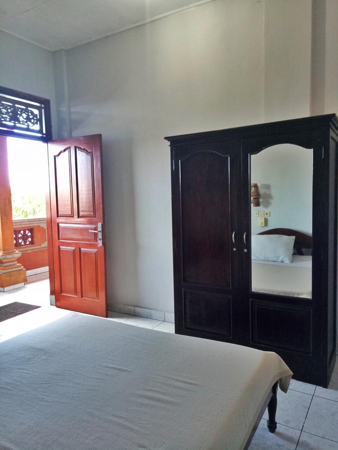 Guest house Taman Mekar *