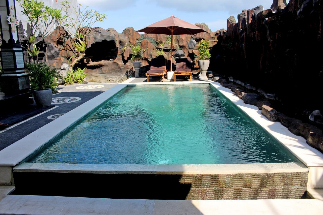 Kusuma Guest house 3*